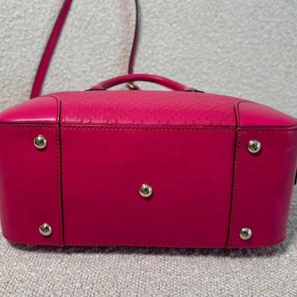 Authentic GUCCI Pink Bright Diamante Textured Leather Top Handle Bag - Picture 9 of 10
